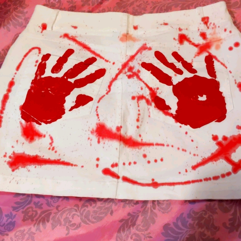 Diy bloody skirt